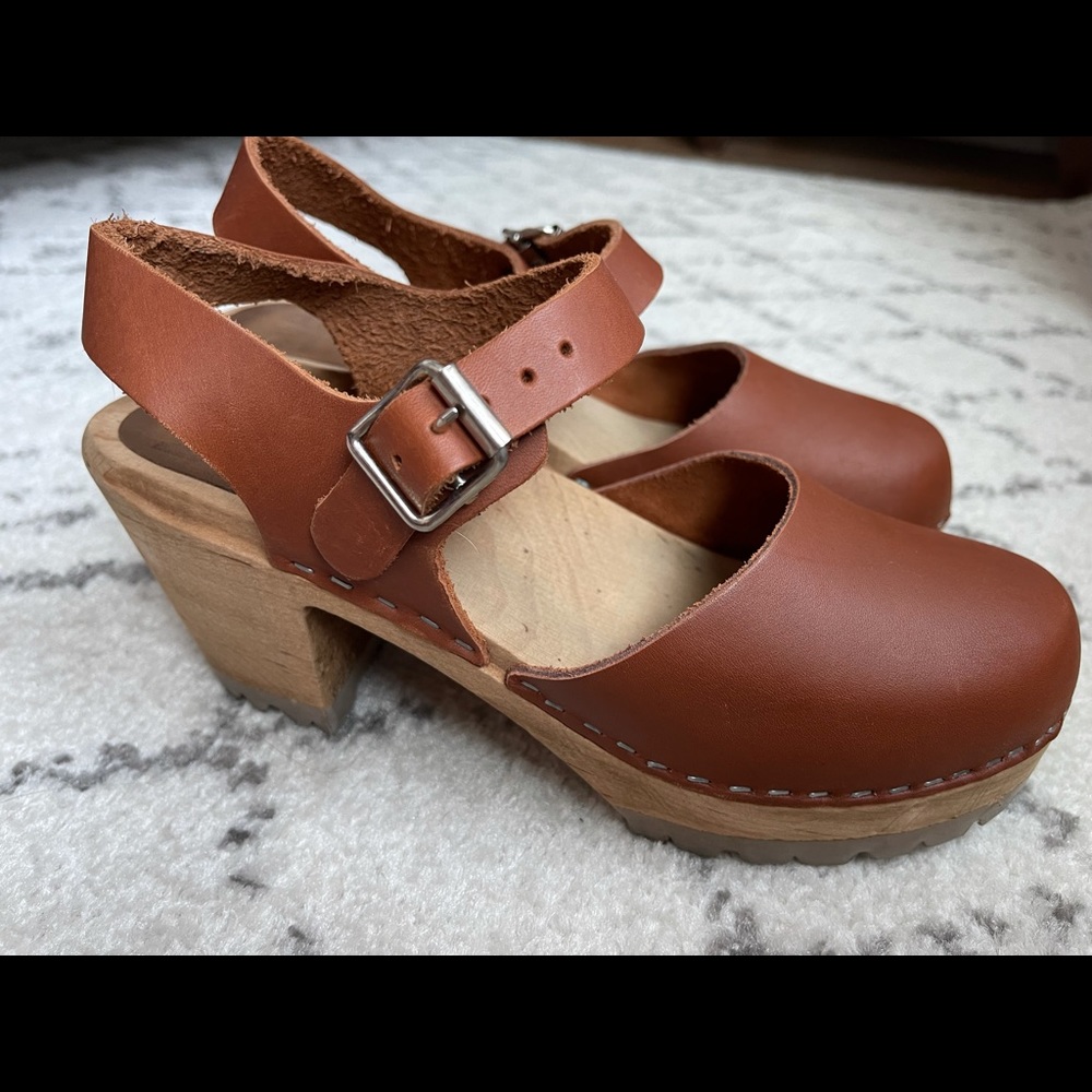 MIA Abba Clog